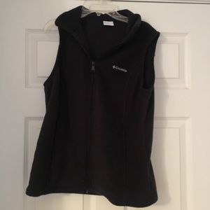 Columbia vest